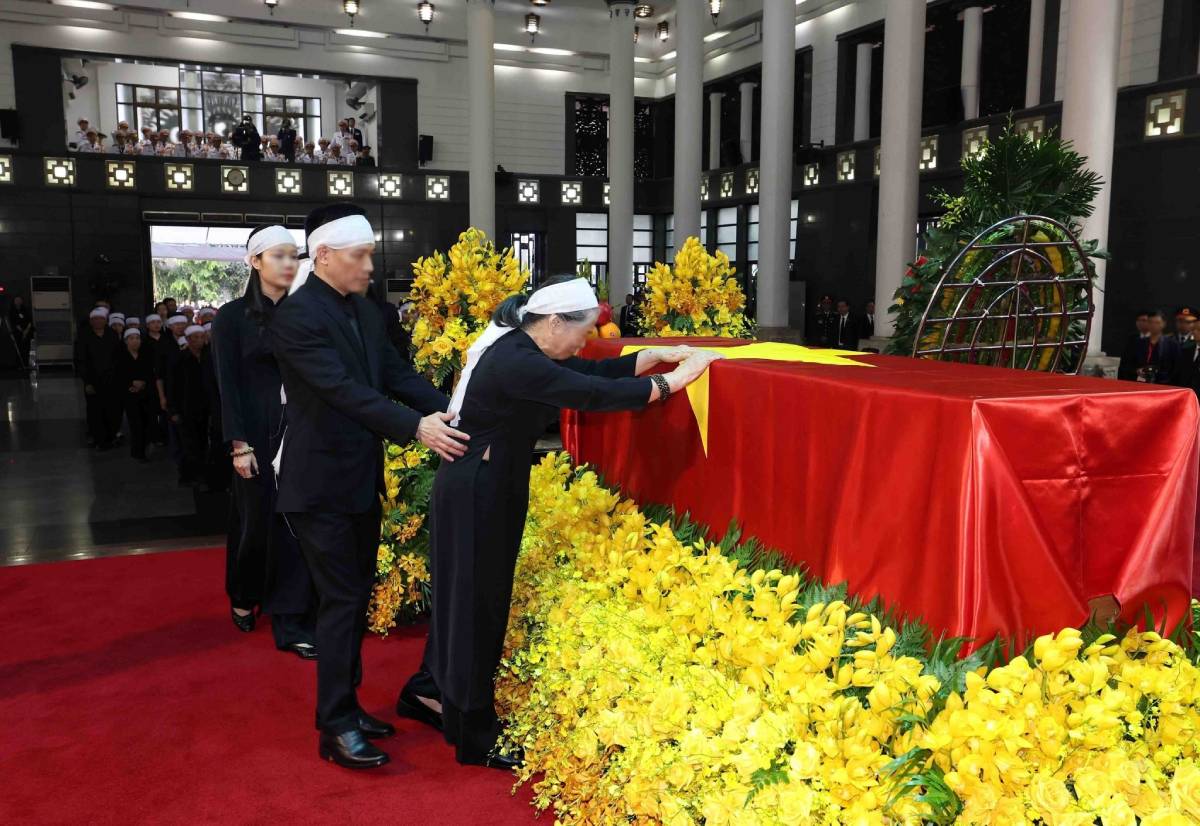 Sự khác biệt giữa lễ tang tại nhà và lễ tang tại hội trường