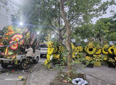 Ý nghĩa của vòng hoa tang lễ và cách lựa chọn phù hợp