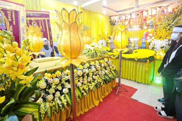 Các mẫu phông rạp đám tang đẹp, phù hợp từng không gian