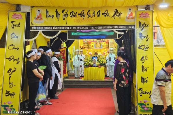 sự khác biệt giữa lễ tang tại nhà và lễ tang tại hội trường sự khác biệt giữa lễ tang tại nhà và lễ tang tại hội trường